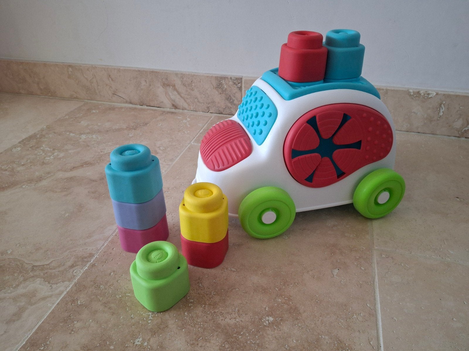 Clementoni soft clemmy - sensory car met 8 blokken, Kinderen en Baby's, Ophalen, Gebruikt