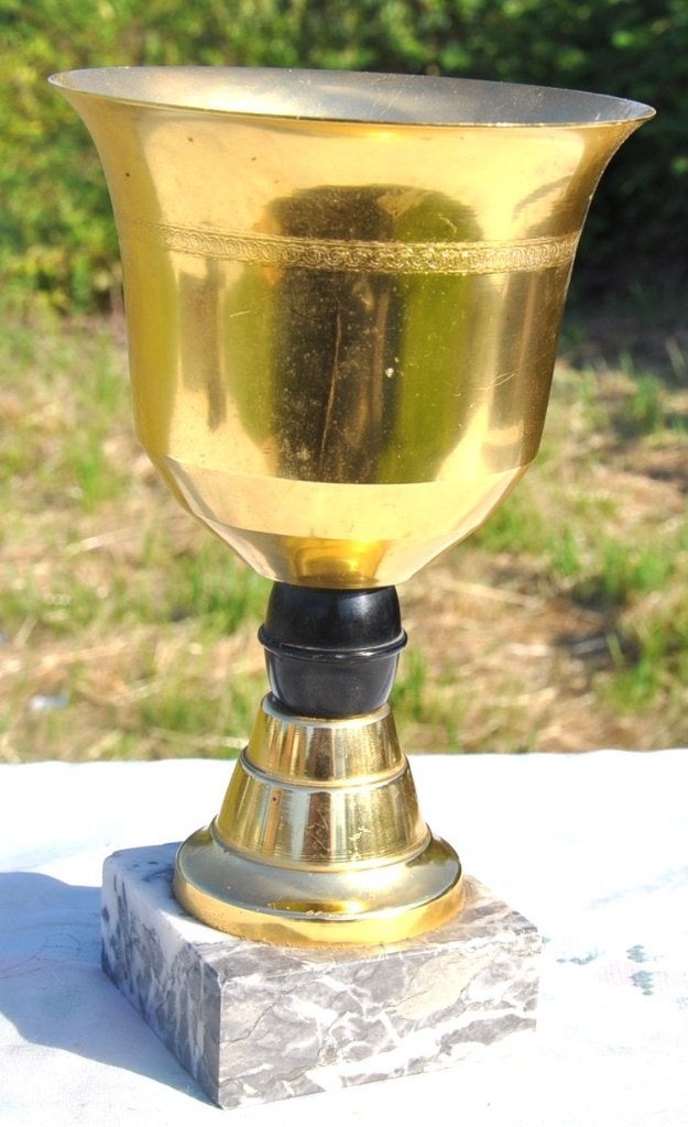 coupe trophée sportif métal et marbre, Collections, Articles de Sport & Football, Utilisé, Autres types, Enlèvement ou Envoi