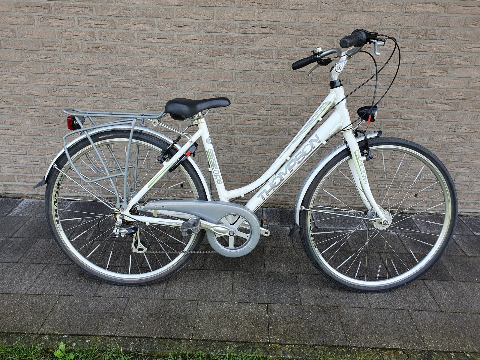 Thompson meisjesfiets met 28 inch wielen, Fietsen en Brommers, Velgrem, 47 tot 50 cm, Zo goed als nieuw, Ophalen
