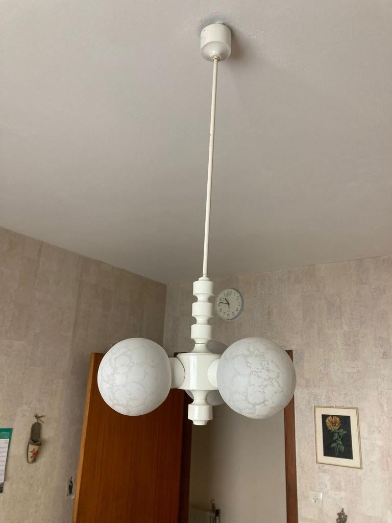 Vintage design luster met melkglazen bollen, Huis en Inrichting, Ophalen