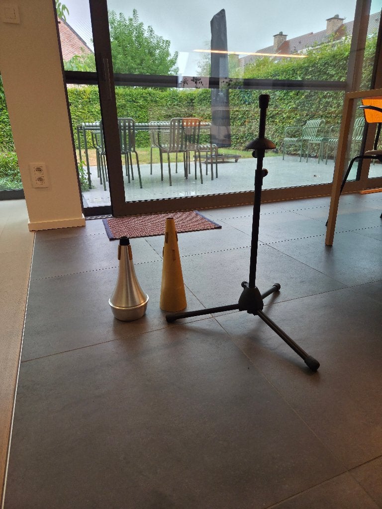 Trombone staander + 2 sourdines, Muziek en Instrumenten, Ophalen, Zo goed als nieuw, Overige typen