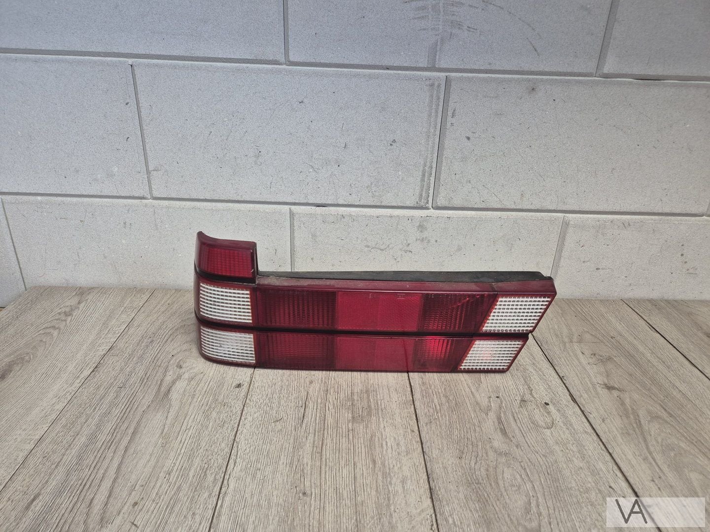 Achterlicht links van Alfa Romeo 75 van 1985 tot 1992 plekje, Auto-onderdelen, Gebruikt, -, -, Ophalen of Verzenden