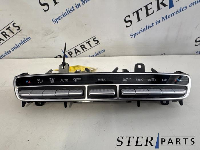 Panneau de commandes chauffage d'un Mercedes E-Klasse, 3 mois de garantie, Utilisé, -, -