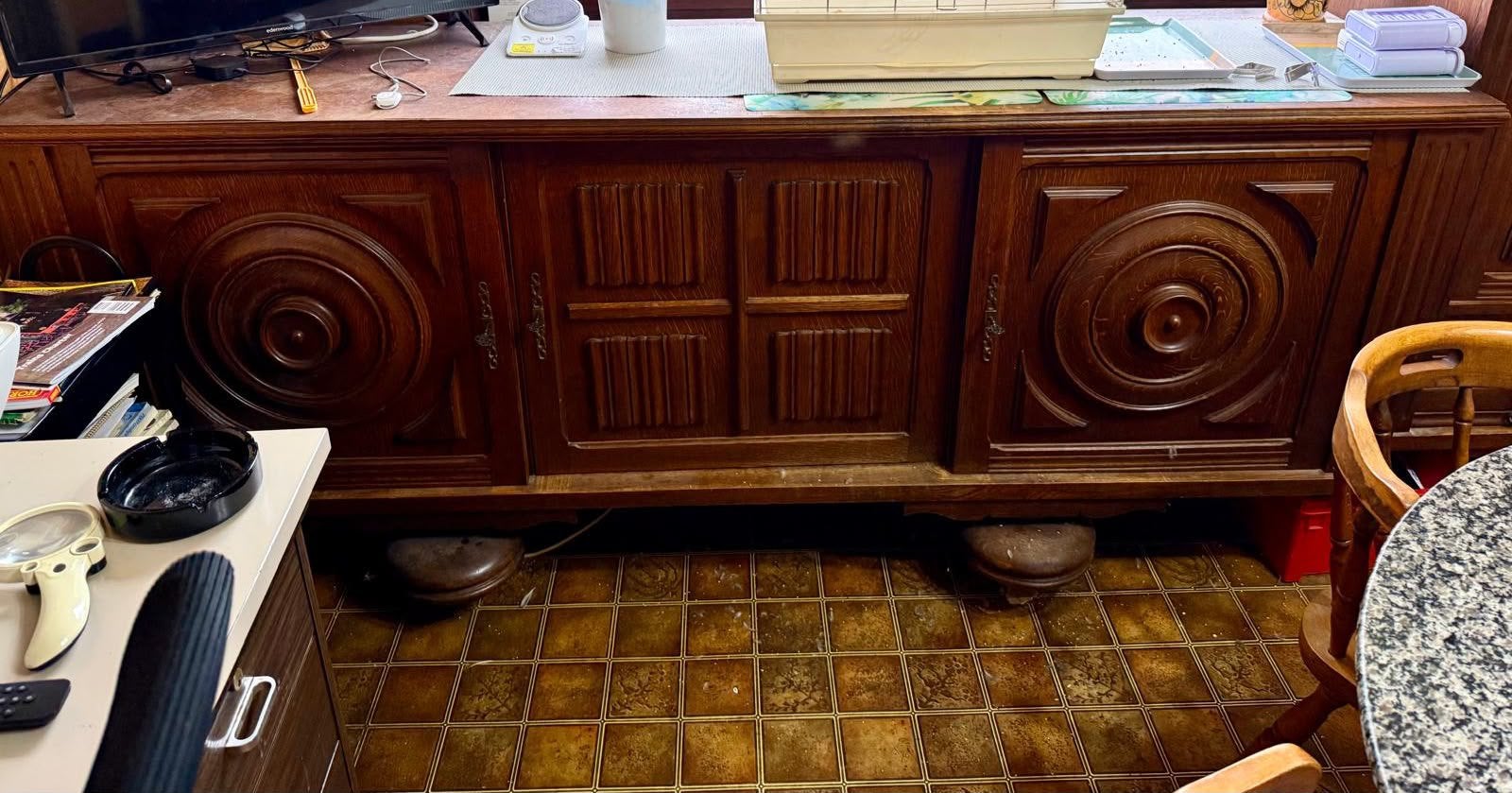 Buffet bois massif (chêne), Maison & Meubles, Enlèvement, Chêne