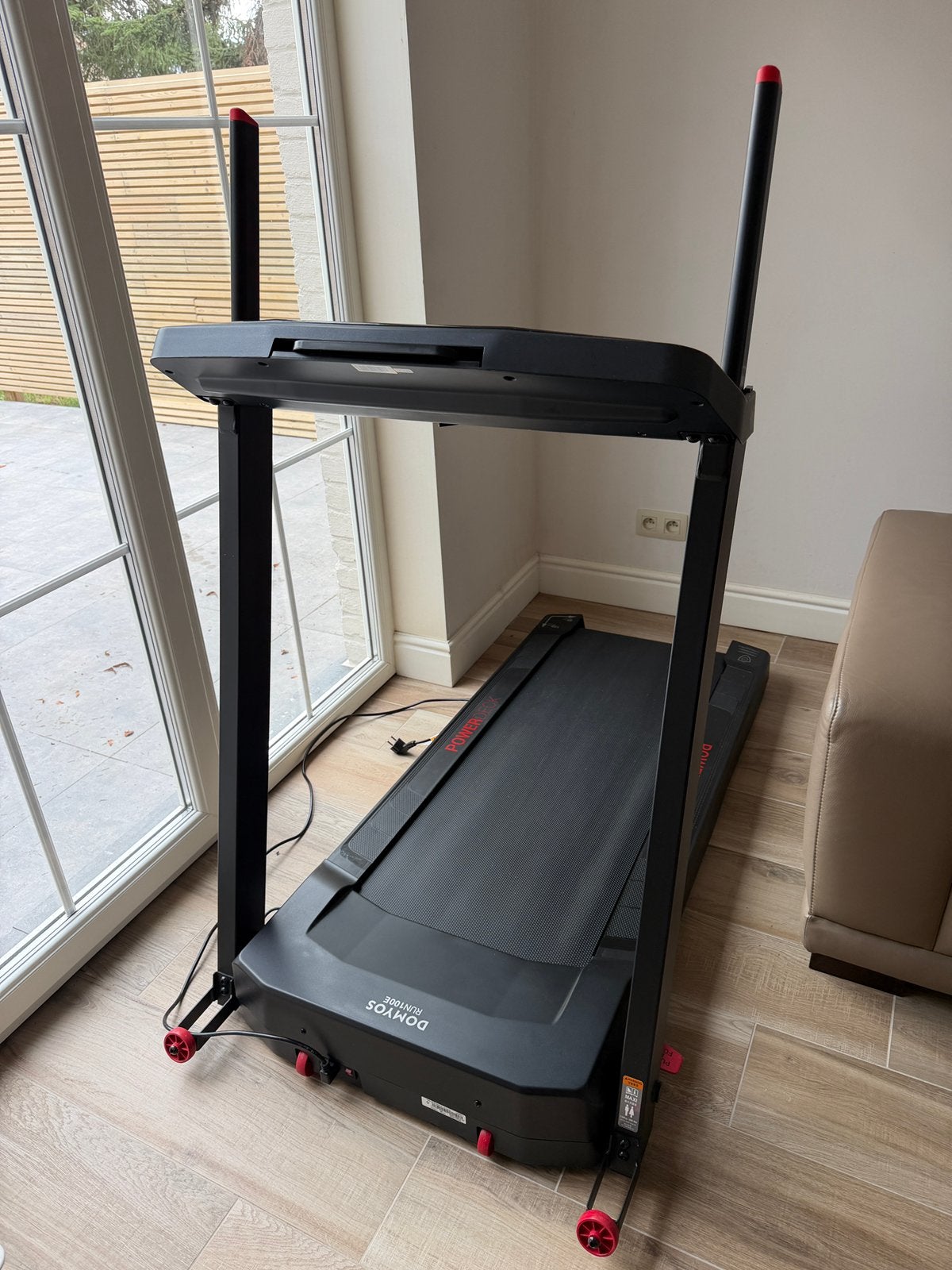 Domyos compacte connected loopband RUN100E 14 km/u 45x120 cm, Sport en Fitness, Ophalen, Zo goed als nieuw, Loopband