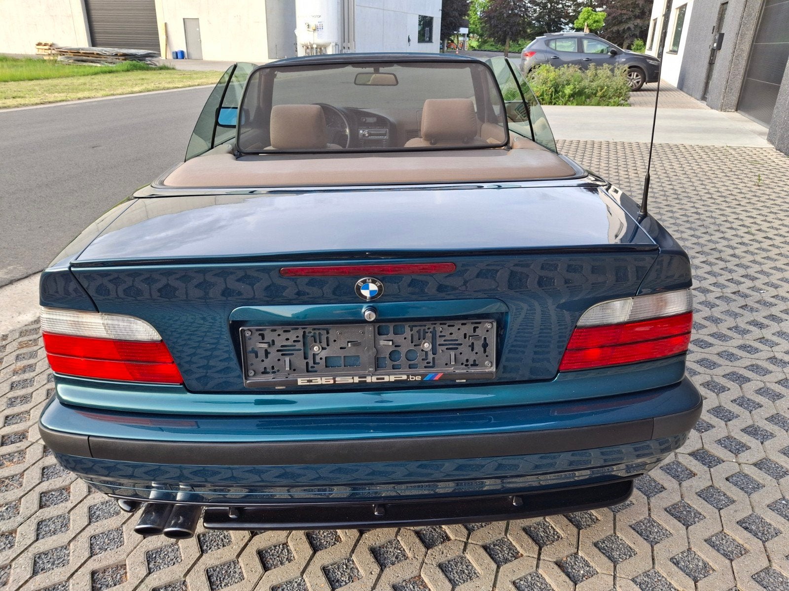 Bmw e36 320i cabrio/hardtop/boston grun, Auto's, Automaat, Cabriolet, Particulier, Onderhoudsboekje