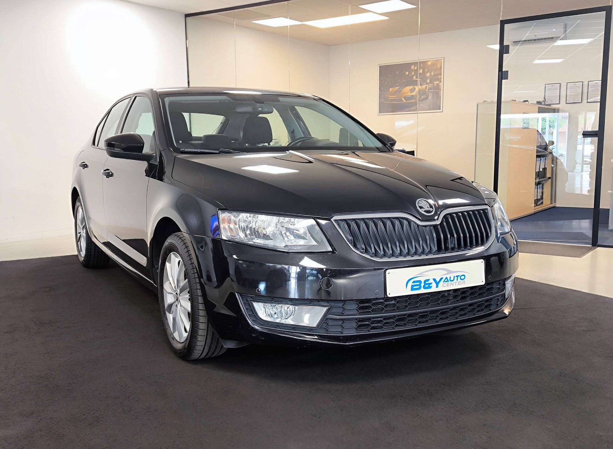 Skoda Octavia 1.2 TSI Style / Navi / Smart Link (bj 2016), Auto's, Skoda, Voorwielaandrijving, 1780 kg, Stof, Gebruikt