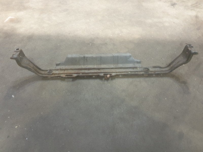 RADIATEURBALK Ford Puma (01-1997/06-2002), Auto-onderdelen, Gebruikt, Henry-Ford-Straße  1
50735  Köln, DE, Ford-Werke GmbH, Kunden@ford.com