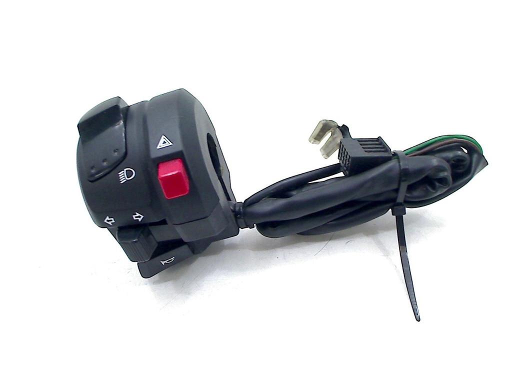 STUURSCHAKELAAR LINKS GSX 650 F 2008-2012 (GSX650F CJ1), Dhr. S. di Majo, Gebruikt, Info@cama-motorparts.nl, P.J. Troelstraweg 8 8
3144 CX  MAASSLUIS, NL