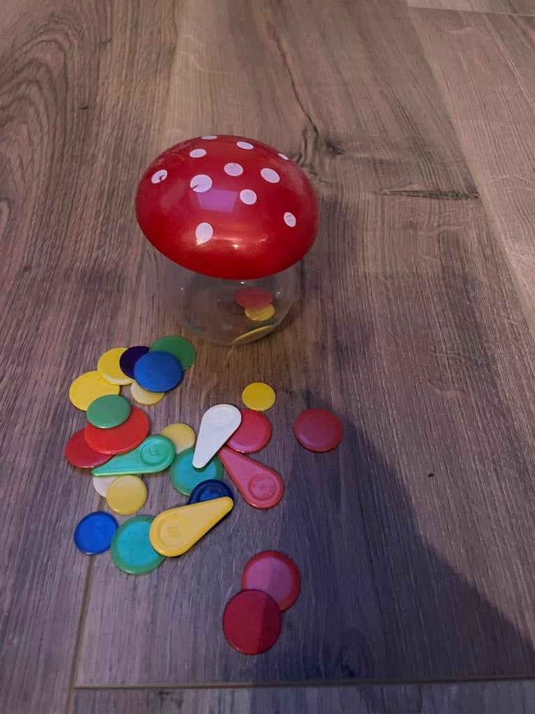 Jeu de puces en plastique, Enlèvement, Utilisé