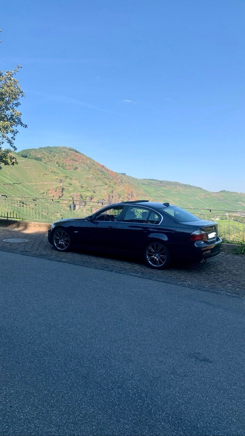 Bmw e90 330i - BENZINE LPG, Autos, Achat, Boîte manuelle, Berline, Particulier