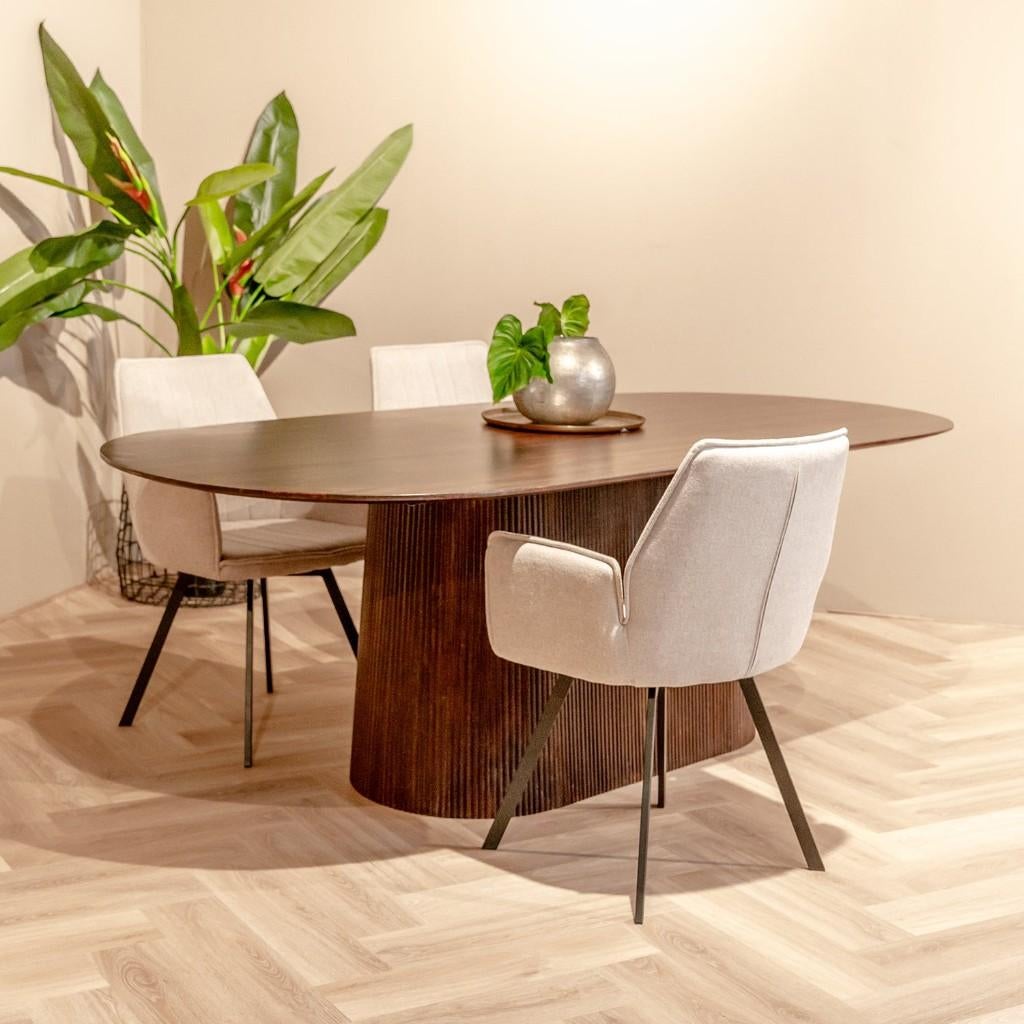 Mooie ovalen eettafel, Ophalen, Gebruikt, 100 tot 150 cm, 200 cm of meer