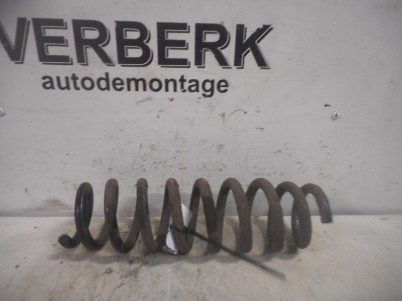 RESSORT DE SUSPENSION ARRIERE BMW 3 serie (E90) (c2), Utilisé, BMW, Petuelring 130
80809  München, DE, Bayerische Motoren Werke AG