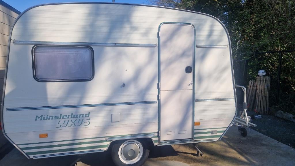 caravan < 750 kg, Caravans en Kamperen, Caravans, Tot en met 2, Particulier, 4 tot 5 meter, 500 - 750 kg