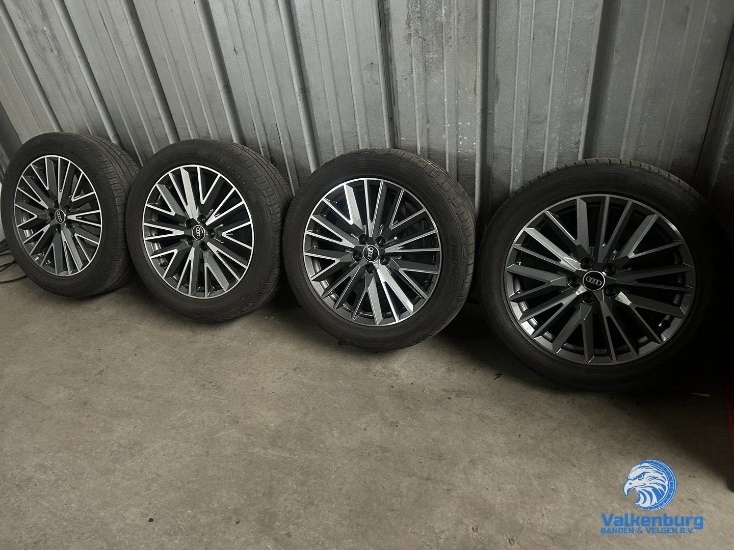 5-6mm! Originele Audi Q3 SQ3 F3 83A 19 inch antraciete velge, Pneus et Jantes, Véhicule de tourisme, Pneus été, -