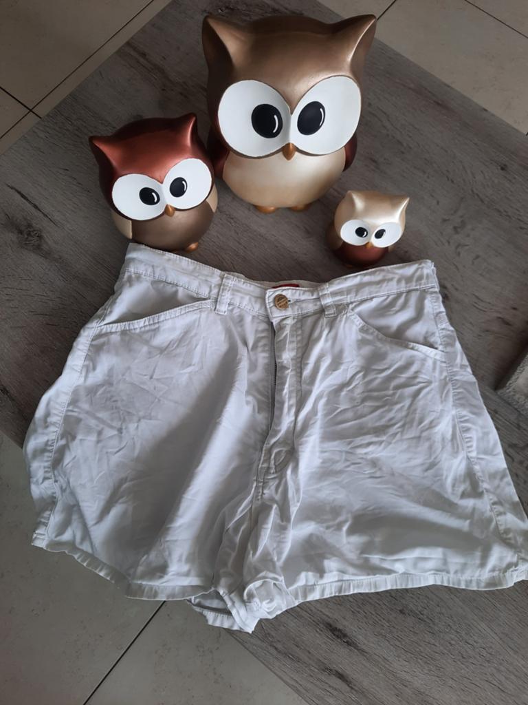 Short blanc Birgini taille 32, Enlèvement ou Envoi