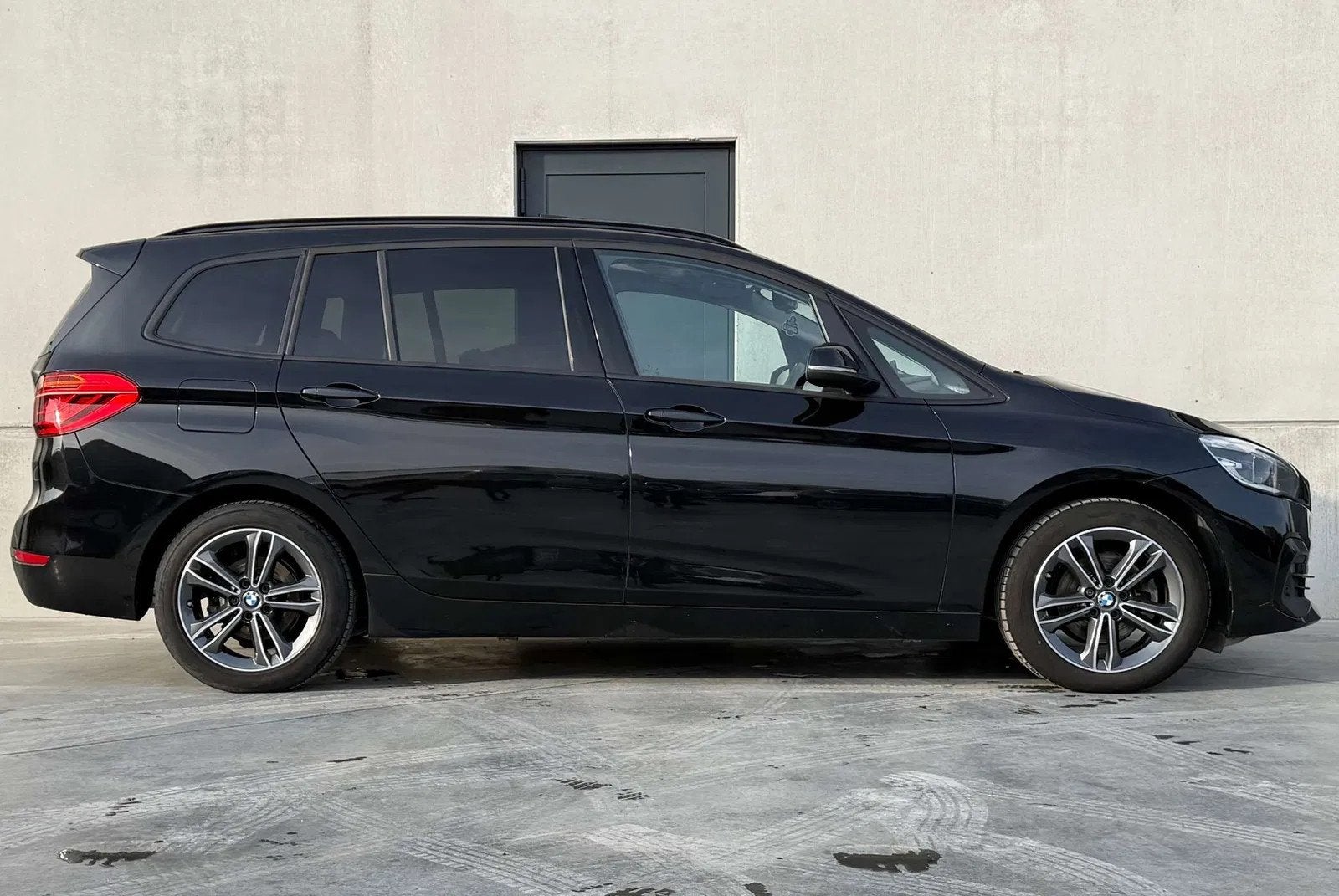 BMW 2 Serie Tourer 216 Gran *Pano*Headup*Camera*Led*Trekhaak, Auto's, Gebruikt, 136 pk, Zwart, 5 deurs