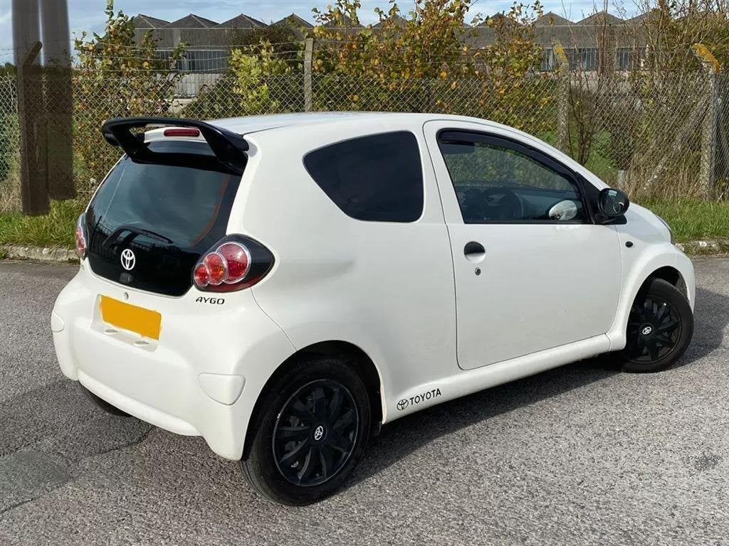 Toyota Aygo MK1 – Dakspoiler, Ophalen of Verzenden