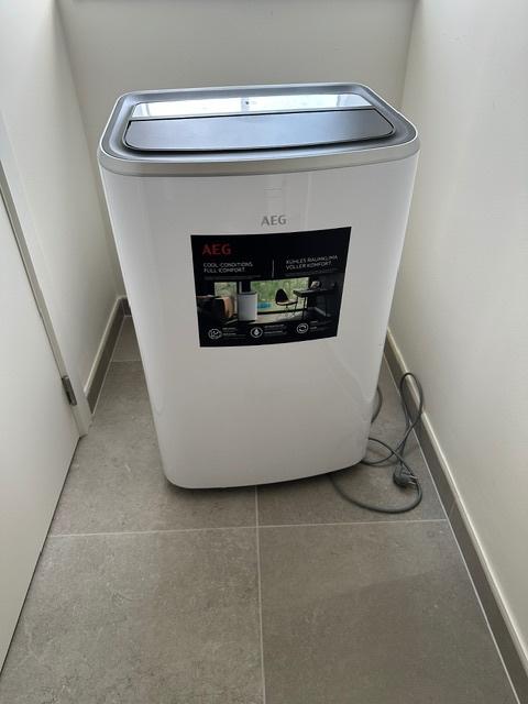 Mobiele airco AEG (ChillFlex Pro), Elektronische apparatuur, Airco's, Ophalen, Minder dan 60 m³, 3 snelheden of meer, Zo goed als nieuw