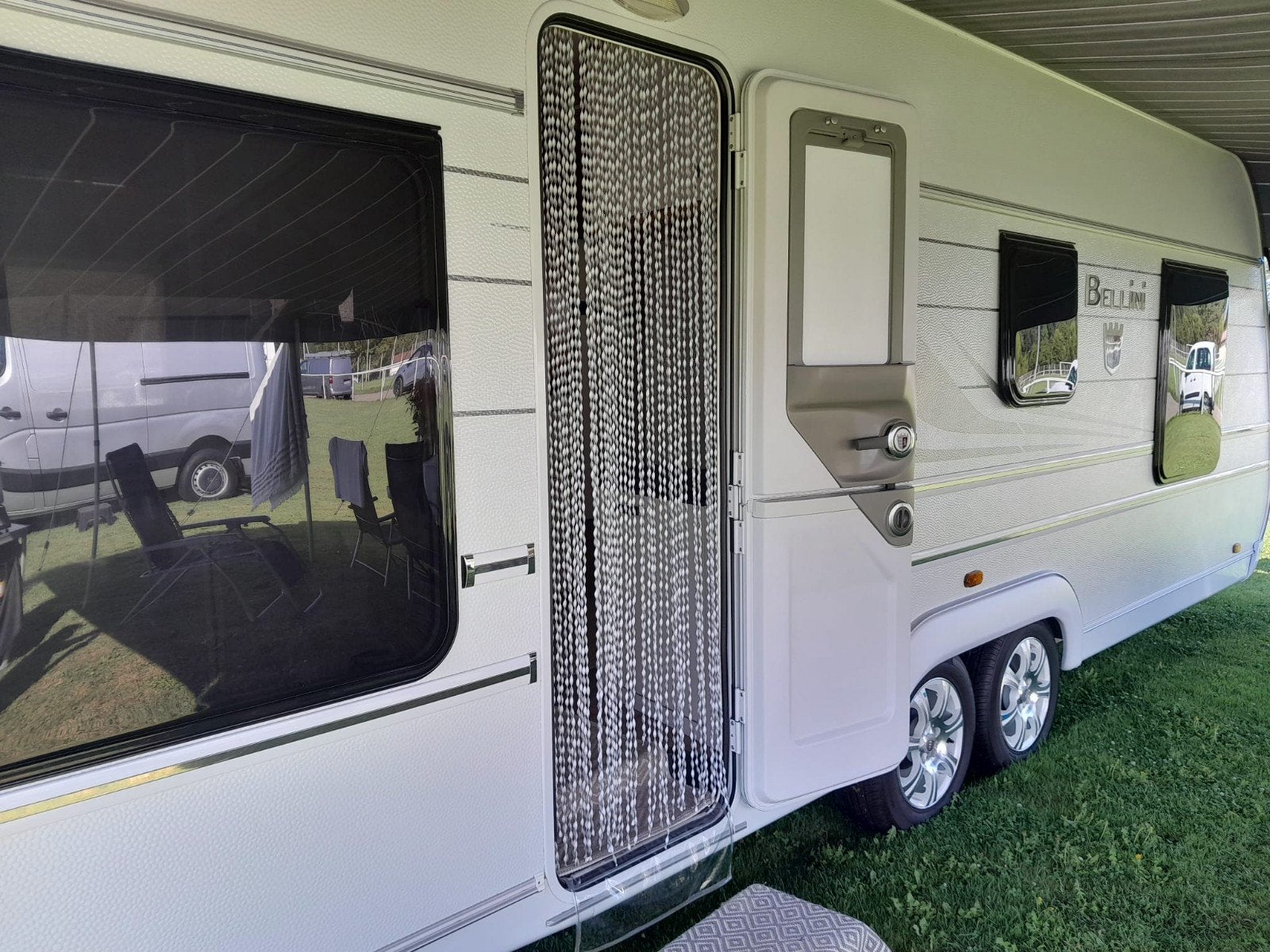 Tabbert Bellini 2018, Caravans en Kamperen, Caravans, Omvormbare zithoek, Koelkast, Tabbert, Particulier
