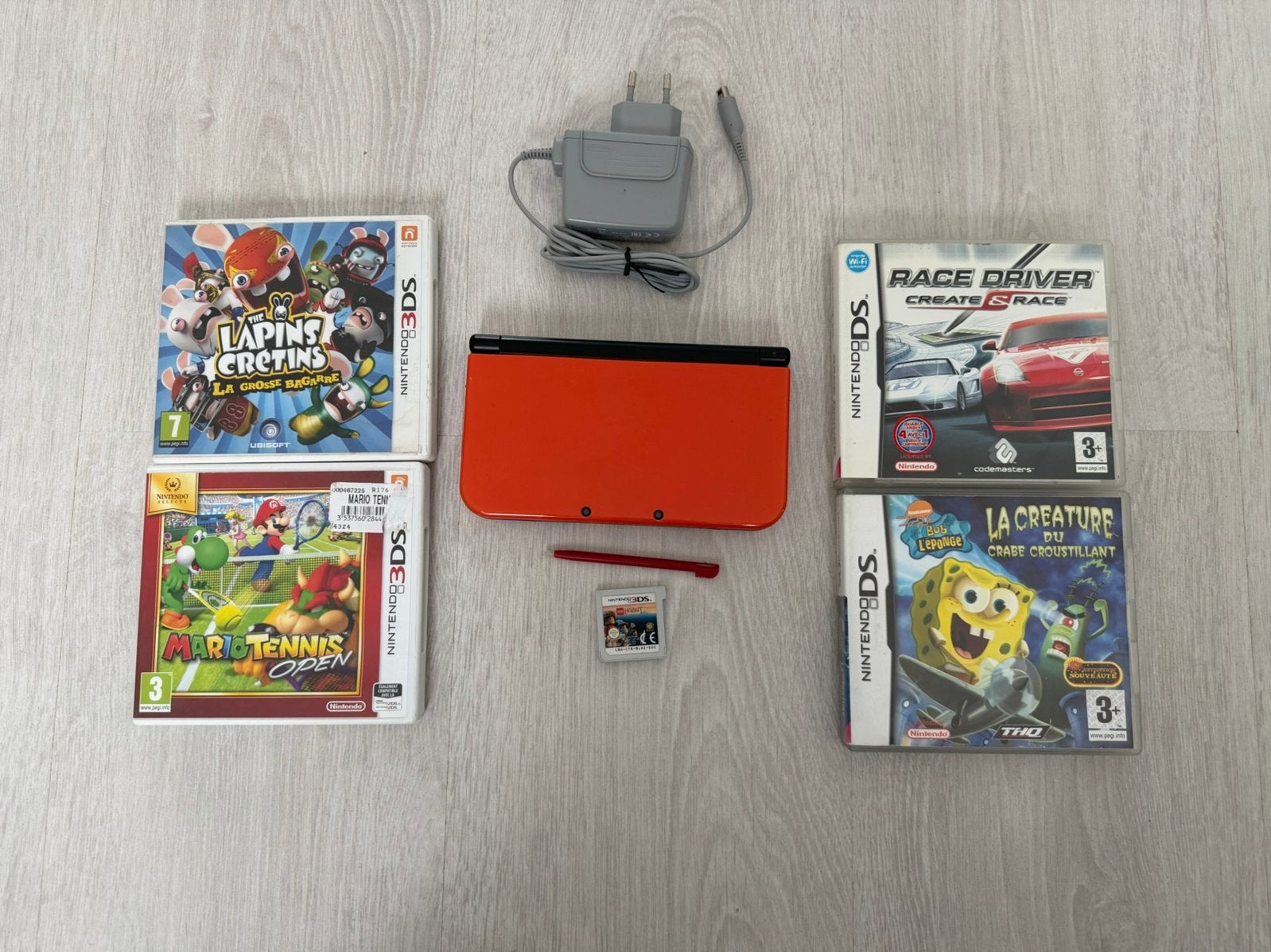 Nieuwe Nintendo 3ds XL met 5 games, Games en Spelcomputers, Spelcomputers | Nintendo 2DS en 3DS, Ophalen, Met games, Overige kleuren