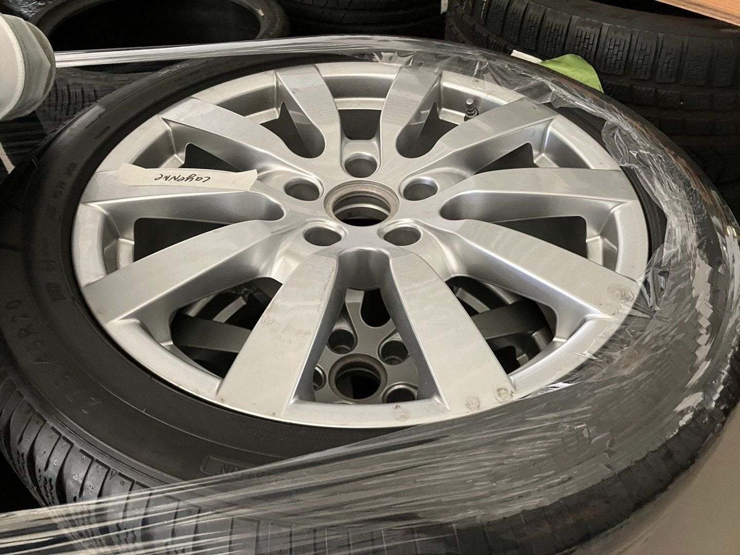 20inch Porsche Cayenne velgen + Pirelli of Michelin winterba, Auto-onderdelen, Banden en Velgen, Ophalen, Gebruikt, -, 275 mm