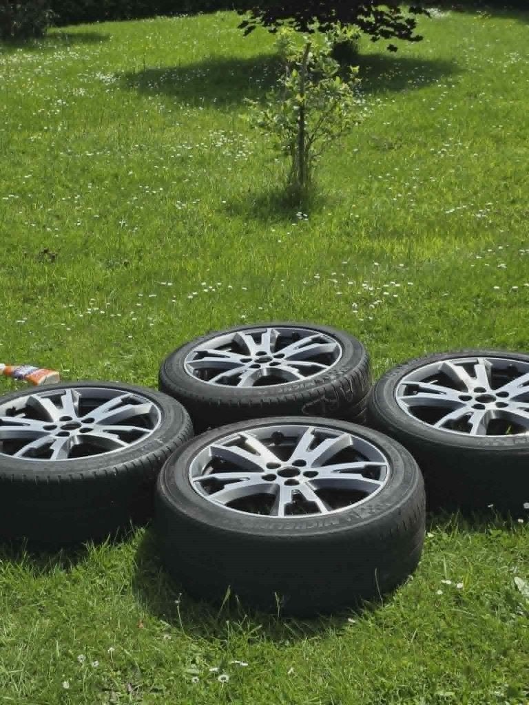 Peugeot 3008 5008 18 inch velgen banden om te vervangen, Auto-onderdelen, Ophalen, 18 inch, Band(en), Personenwagen