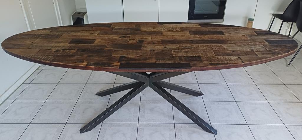 ovale houten tafel van Zyso, Huis en Inrichting, Ophalen