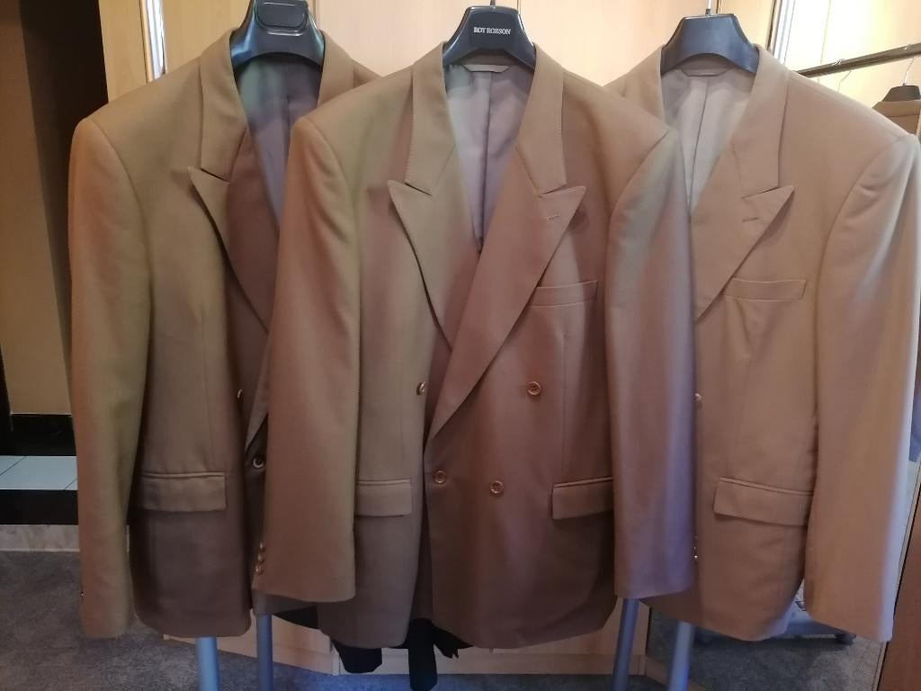 Lot de 3 vestes pure laine vierge neuves., Enlèvement, Neuf, Taille 52/54 (L), Brun