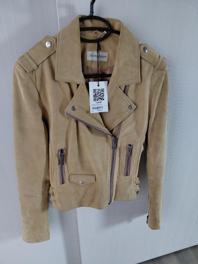 Suede lederen jas nieuw, Ophalen