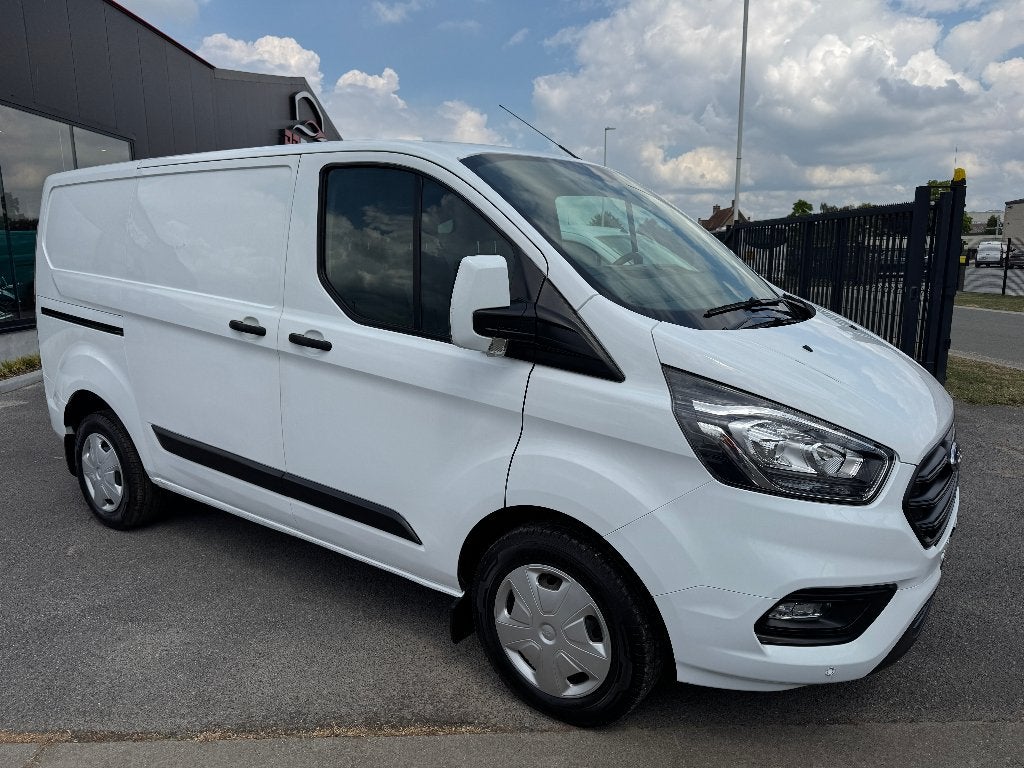 Ford Transit Custom 2.0 L1H1 1st eig ohboek 21.000 km, Auto's, Bestelwagens en Lichte vracht, Voorwielaandrijving, Dealer onderhouden
