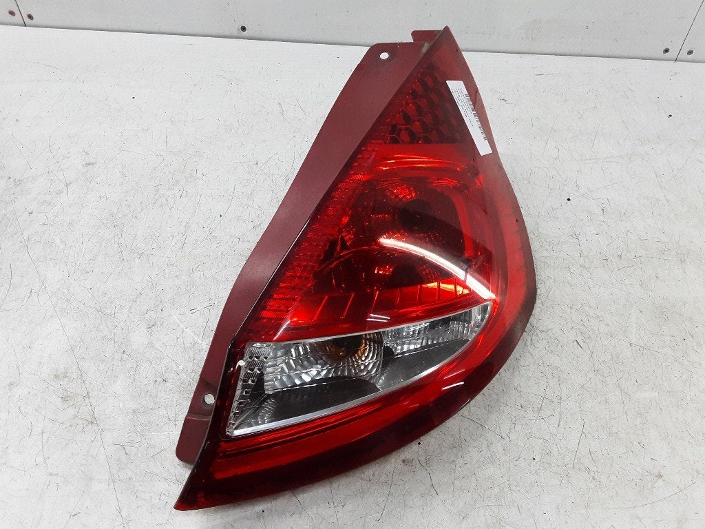 ACHTERLICHT RECHTS Ford Fiesta 6 (JA8) (8A61-13404A), Gebruikt, Mevr. I. Hauben, Ford, Rue de l'Espoir 34 34
4030  GRIVEGNÉE, BE