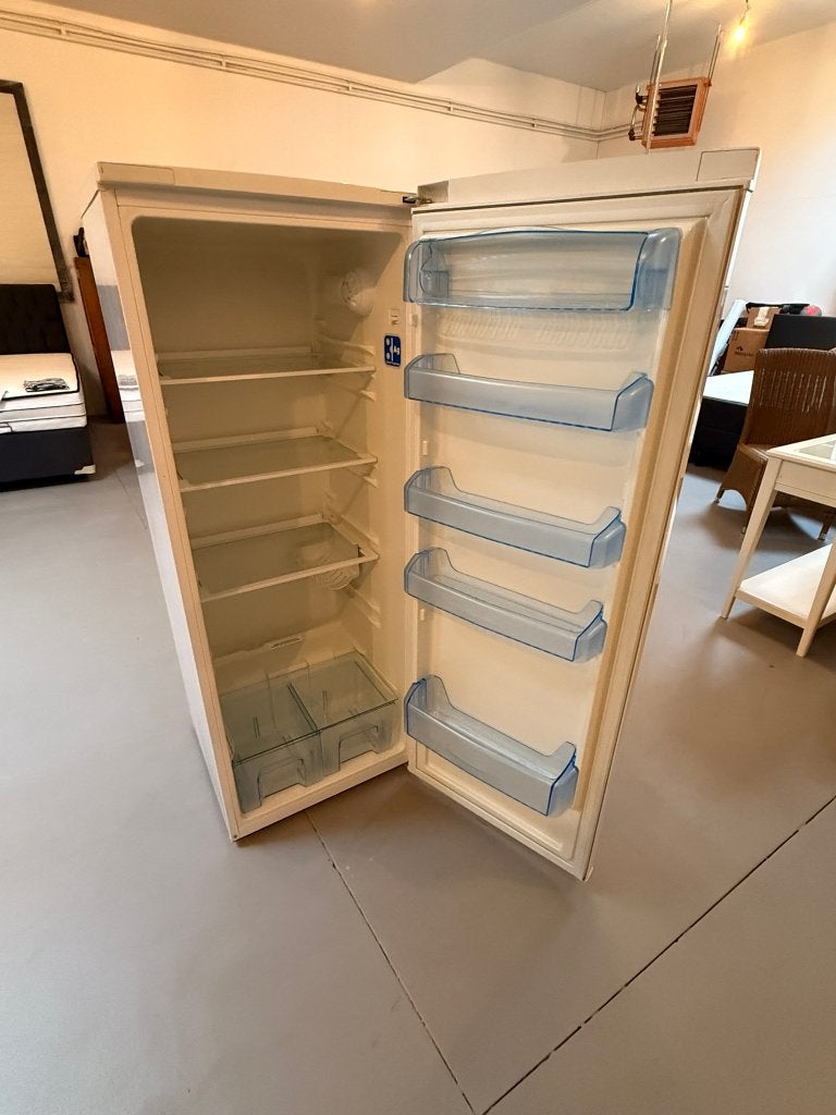 Vrijstaande Beko Koelkast met Silver Protection, Elektronische apparatuur, Koelkasten en IJskasten, Ophalen, Gebruikt