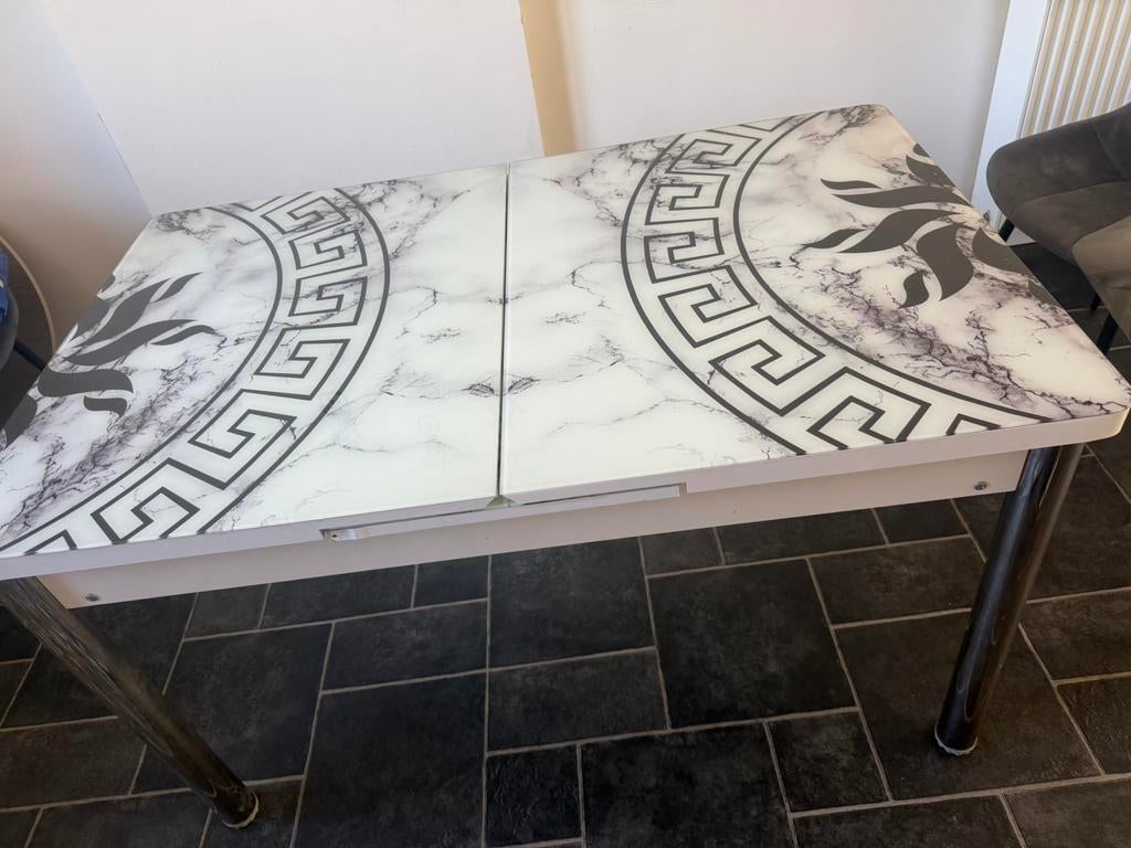 table, Enlèvement ou Envoi, Comme neuf
