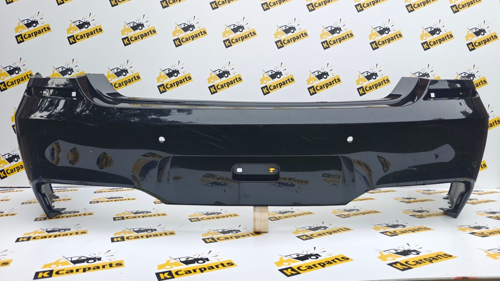 Pare-chocs arri re BMW S rie 6 F12 F13 Pack M 8050374, Petuelring 130
80788  Munich, DE, Arrière, Pare-chocs, Info@bmw.de