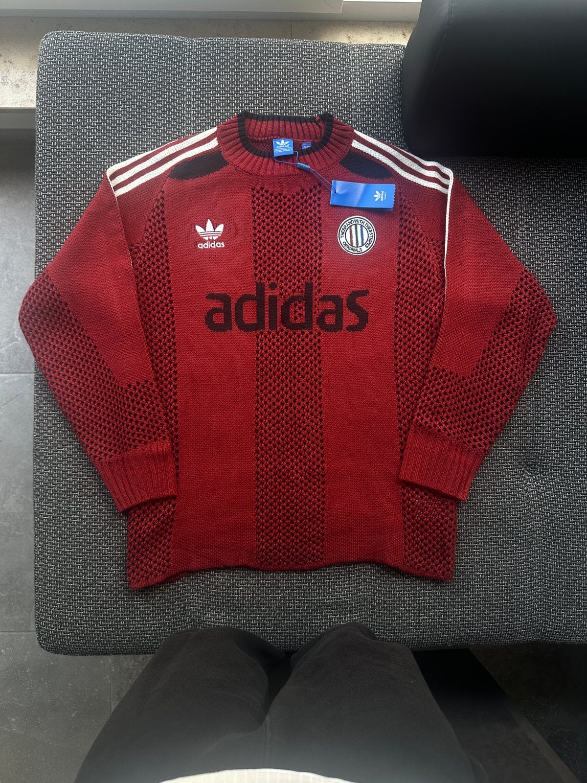 Pull rouge Adidas Originals, Vêtements | Hommes, Enlèvement ou Envoi, Neuf, Taille 48/50 (M), Rouge