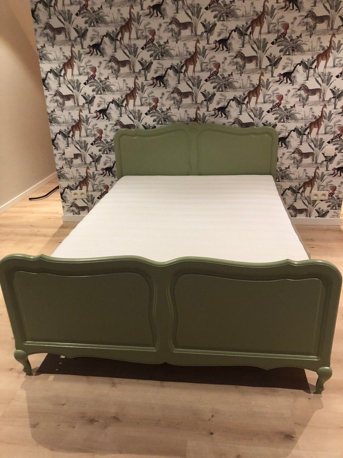 Groene twijfelaar incl. matras en nieuwe lattenbodem, Huis en Inrichting, Ophalen, 140 cm, Twijfelaar, 200 cm