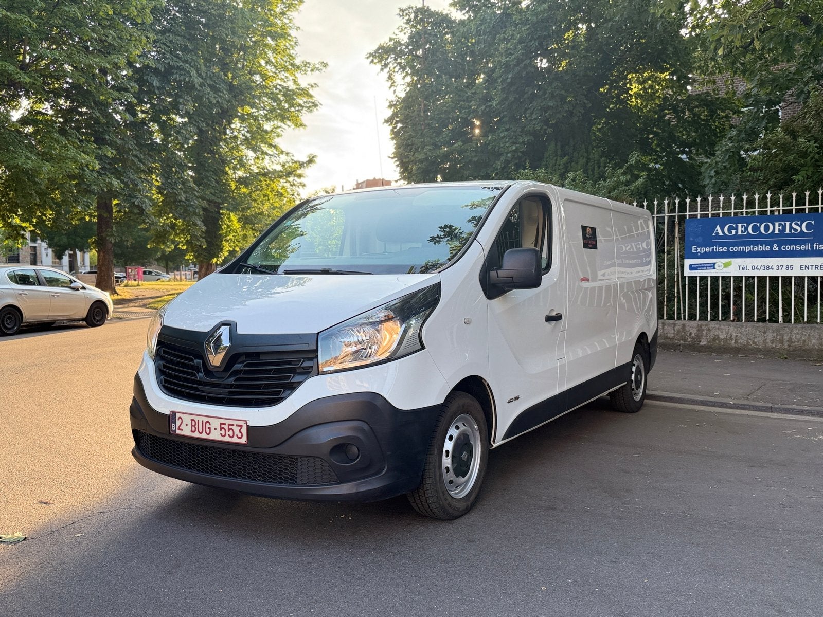 Renault Trafic 2015 — 1.6 dCi 115 pk — 242.000 km, Voorwielaandrijving, 4 cilinders, 1600 cc, Wit