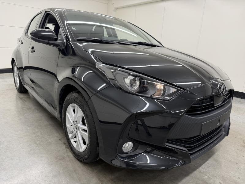 Toyota Yaris Dynamic, Euro 6, 116 ch, Noir, 5 portes