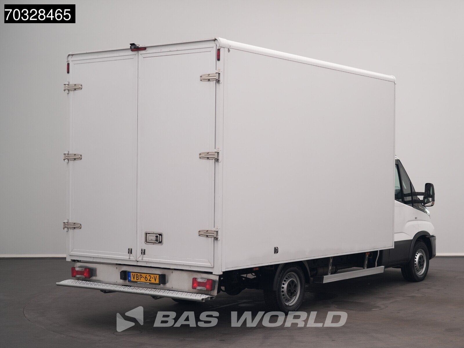 Iveco Daily 35S14 Automaat Bakwagen Airco Cruise Euro6 Meube, Auto's, Bestelwagens en Lichte vracht, Automaat, Stof, Gebruikt