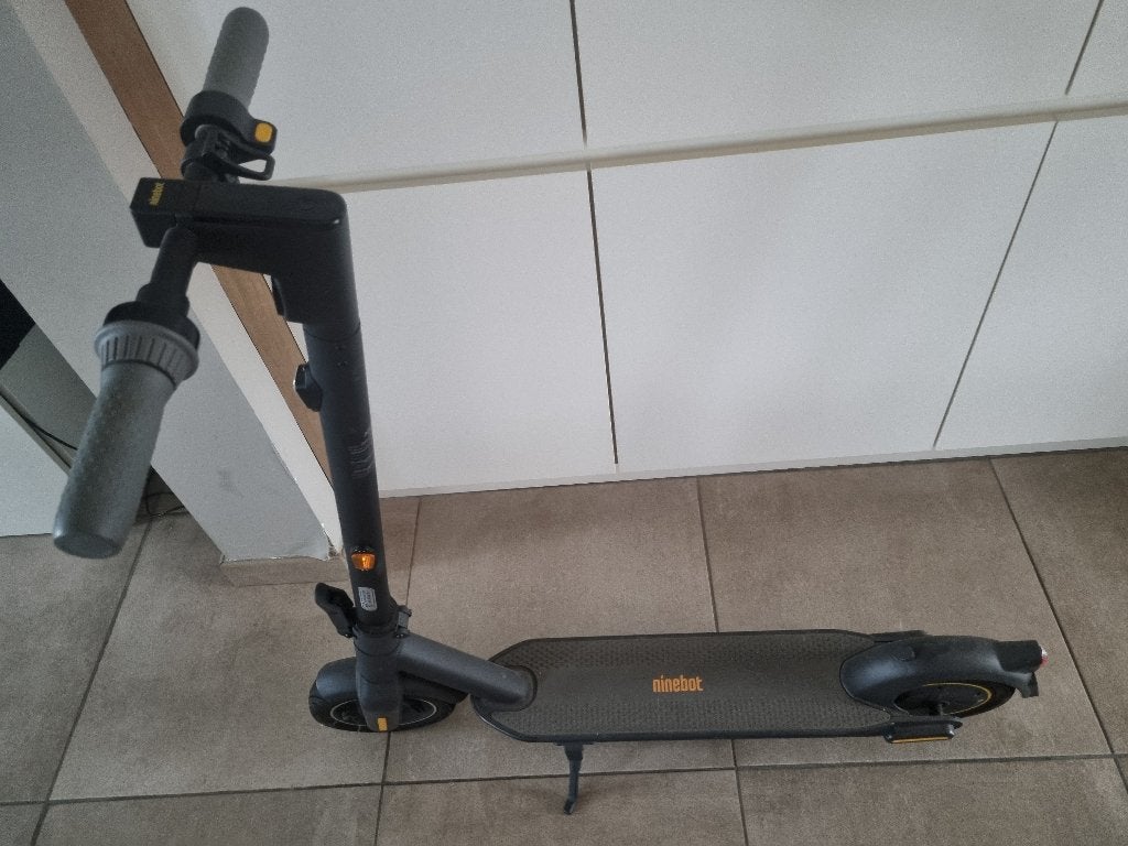 Elektrische step, Ophalen, Zo goed als nieuw, Elektrische step (E-scooter), Segway-Ninebot