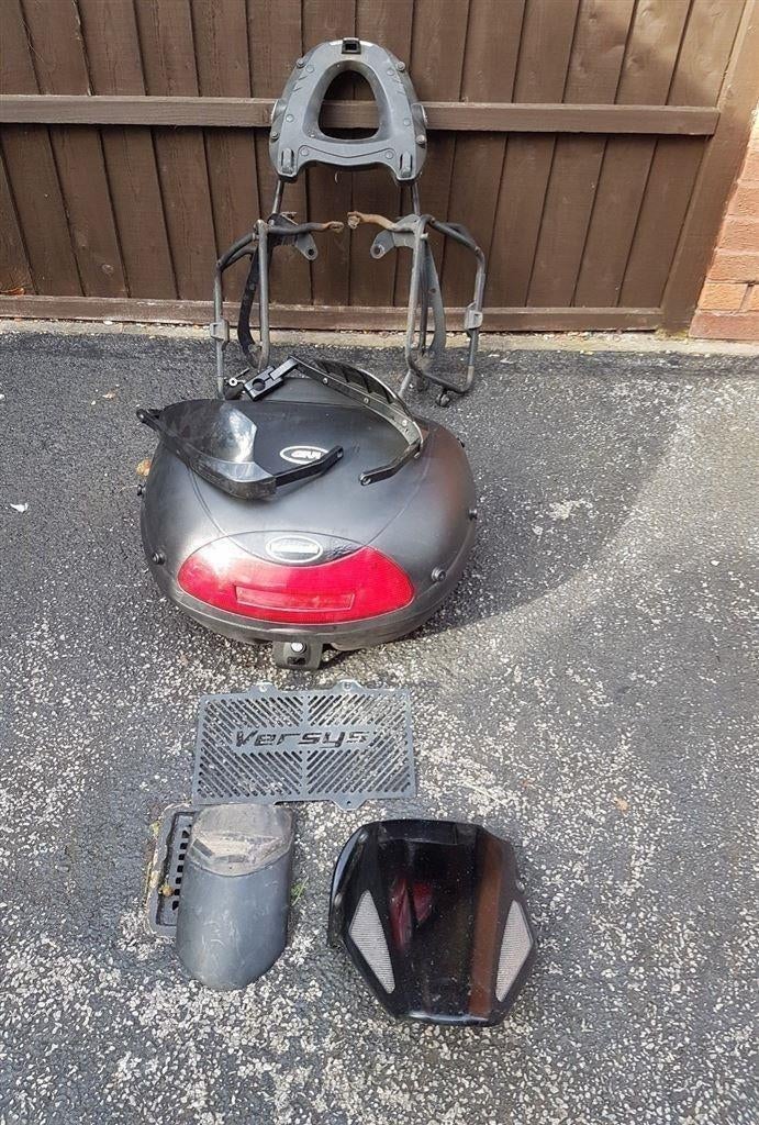 koffer 14B Kawasaki versys 1000 topkoffer met top en zijkoff, Ophalen of Verzenden, Gebruikt