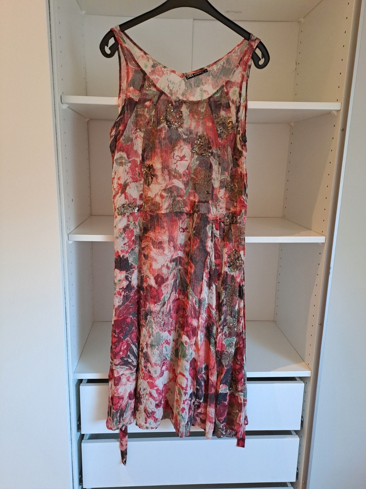 Mt L Veelkleurige zomerjurk met pailletten en borduursel, Kleding | Dames, Jurken, Zo goed als nieuw, Maat 42/44 (L), Roze, Boven de knie