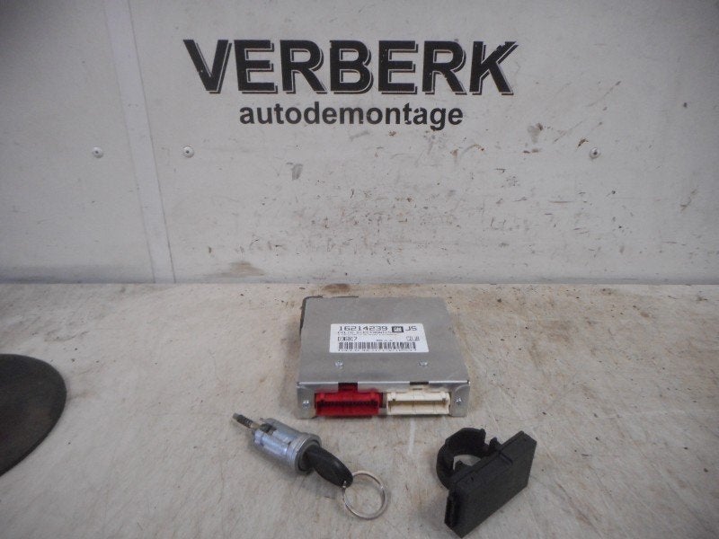 CALCULATEUR MOTEUR ECU Corsa B (73 / 78 / 79) (16214239JS), Opel, Opel Automobile GmbH, Utilisé, Kontakt-opel@opel.com