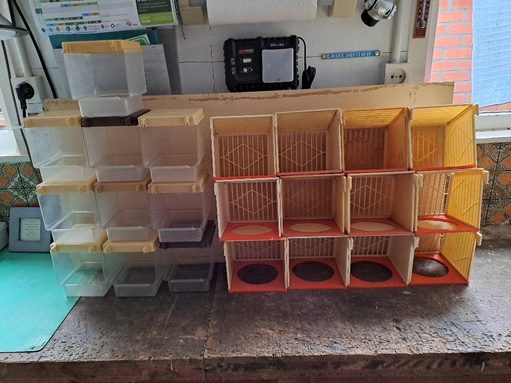materiaal voor vogels, Ophalen, Gebruikt, Kunststof