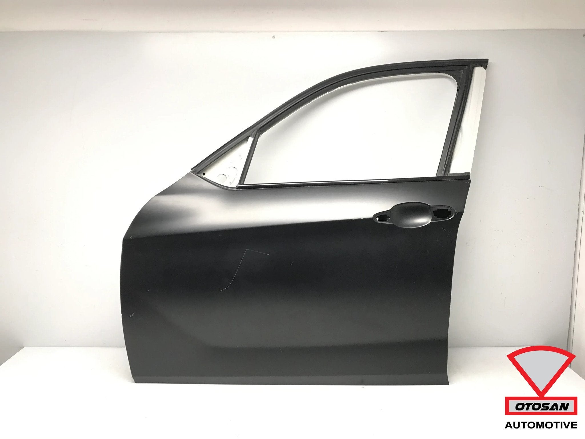BMW X1 E84 Portier Deur Links Voor Origineel! Primer, Auto-onderdelen, Petuelring 130
80788  Munich, DE, Gebruikt, Deur, Info@bmw.de