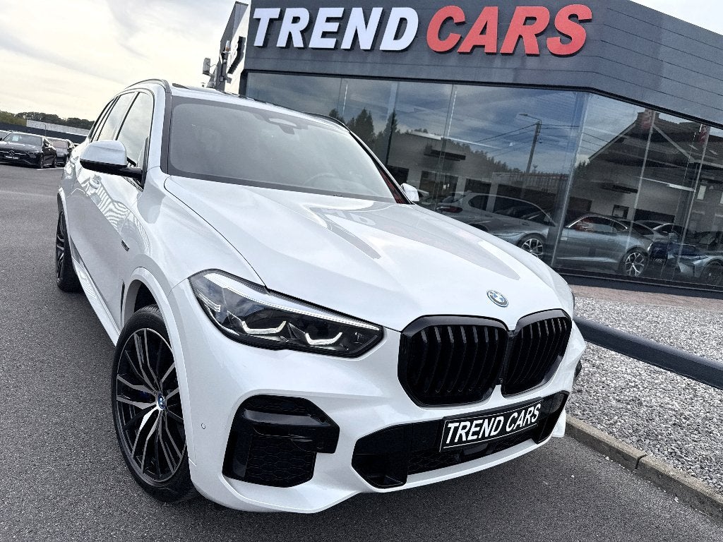 BMW X5 xDrive45e FAIBLE TAX M SPORT PANO SUSP.PNEUMATIQUE, Auto's, Automaat, Dealer onderhouden, Verwarmde buitenspiegels, Wit