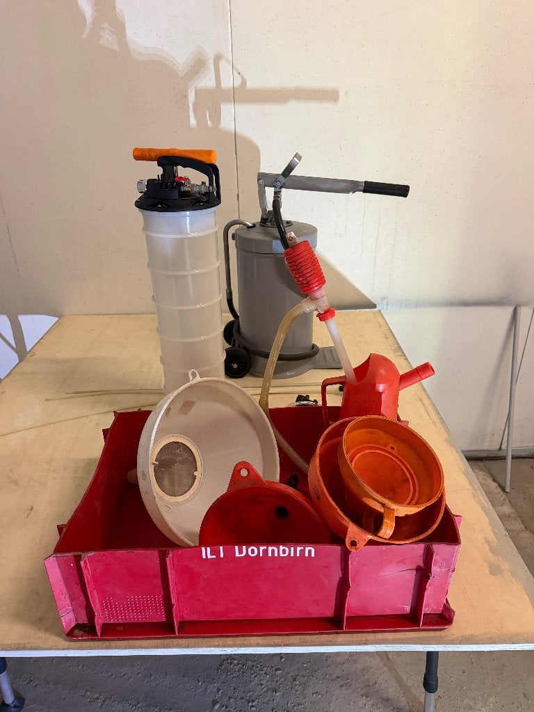 Olie afzuigpomp 6 L professionele, Ophalen