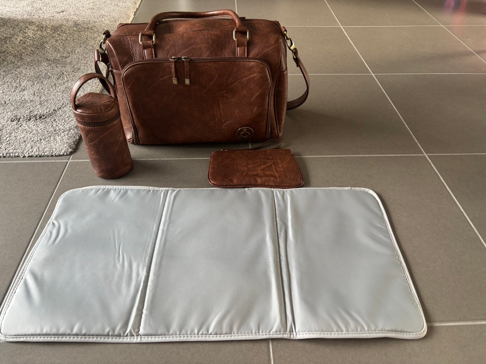 Luiertas met toebehoren, Enfants & Bébés, Enlèvement, Comme neuf, Marron