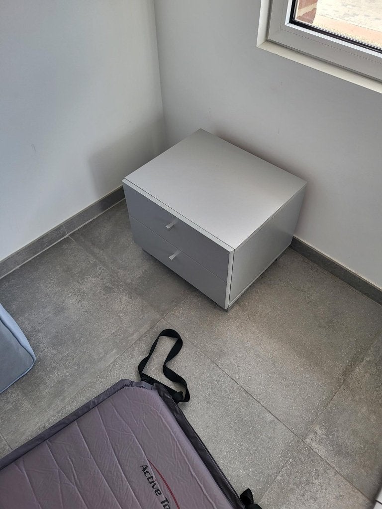 set de 2 tables de chevet, Enlèvement, Utilisé, Bois, 45 à 65 cm